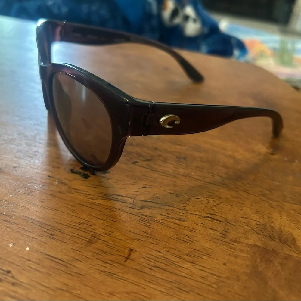 Women’s Costa Del Mar “Maya” polarized sunglasses; brown with mirrored lenses
